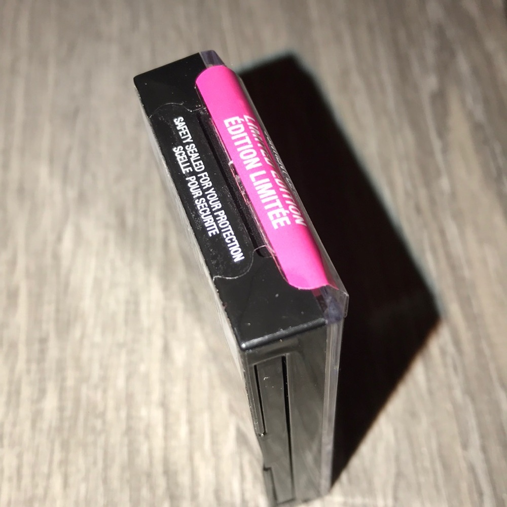 LIMITED EDITION! Wet N Wild Highlighting Bar - Picture 4 of 5